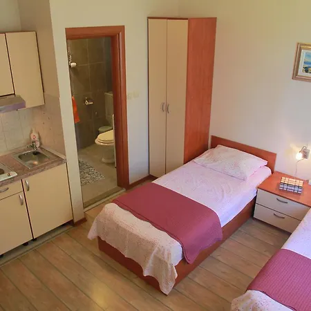 Spalatina Apartman *